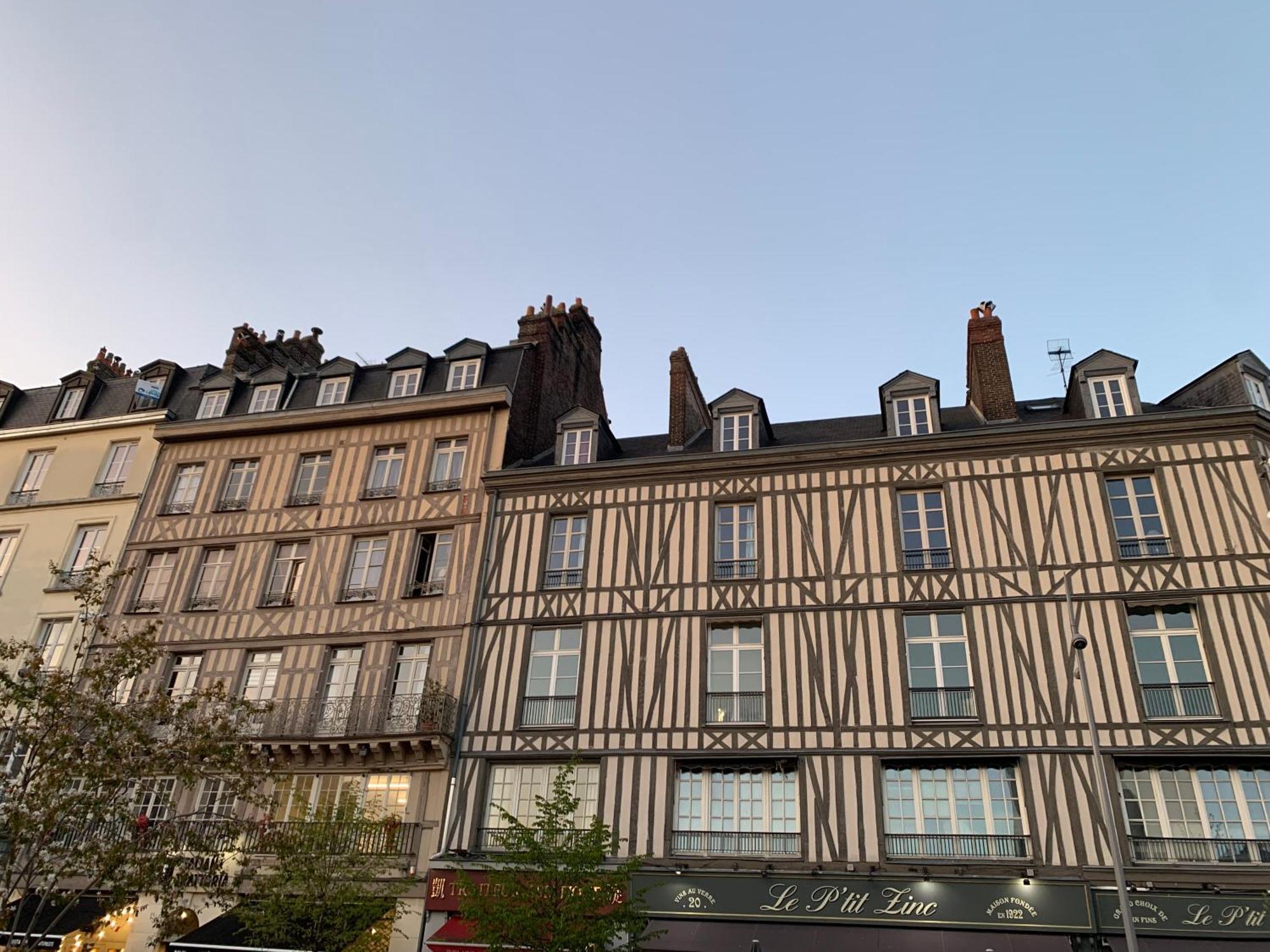 Terres De France - Appart Hotel Rouen Flaubert Ruão Exterior foto